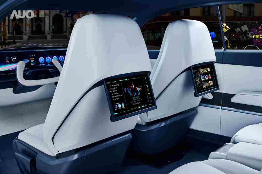 CG电子将于CES 展示全新Smart Cockpit 2024，，可紧密串连使用者多元需求，，，，并革新座舱内部的应用和设计，，带来身历其境且引人入胜的视觉飨宴，，满足驾乘人员的全方位体验